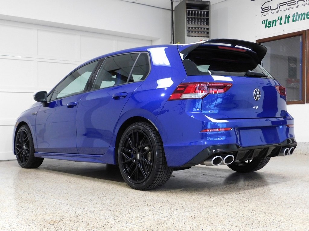 Volkswagen Golf R  2024