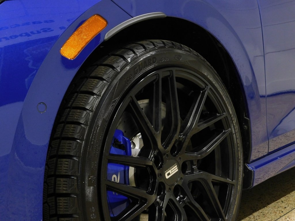 Volkswagen Golf R  2024