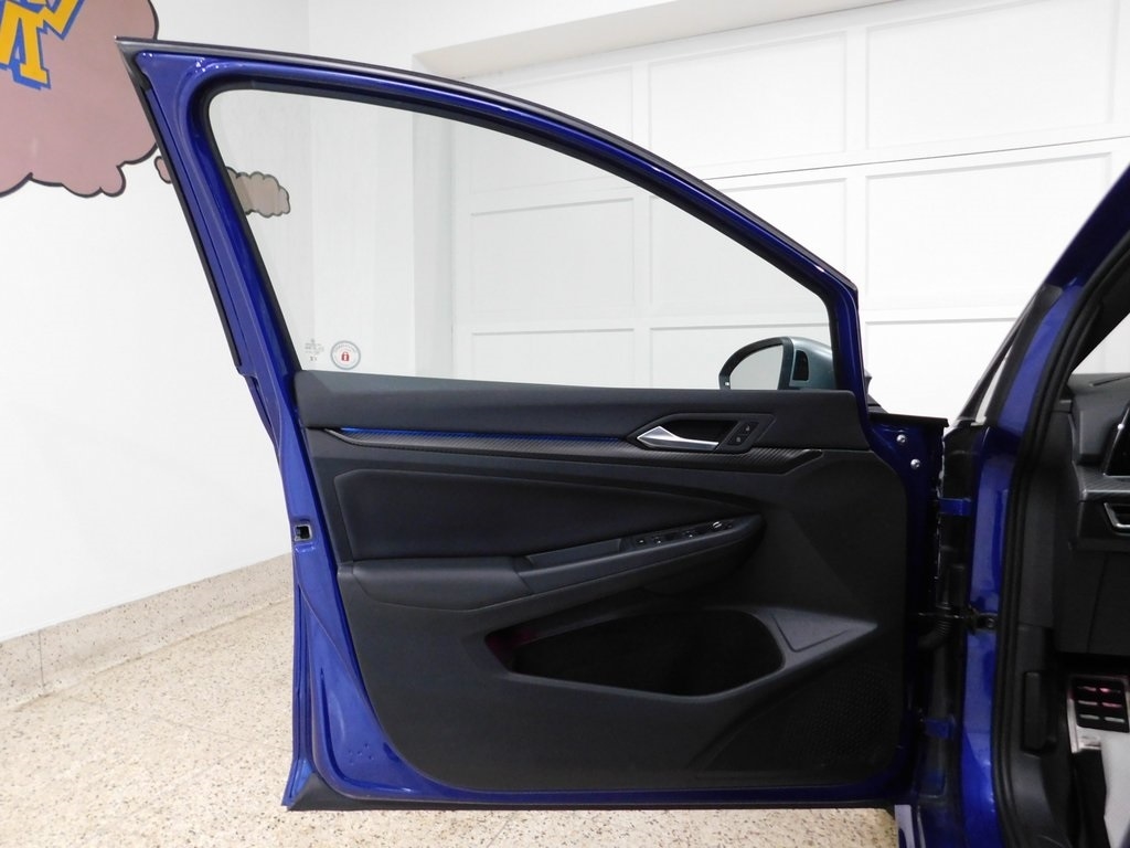 Volkswagen Golf R  2024