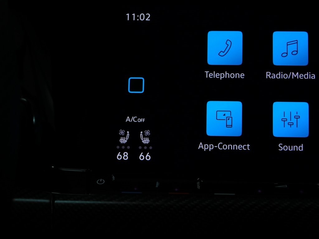 Volkswagen Golf R  2024