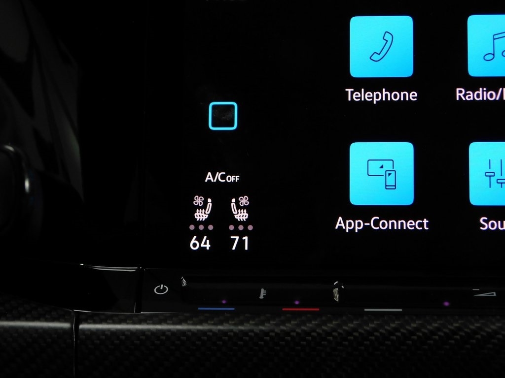 Volkswagen Golf R  2024