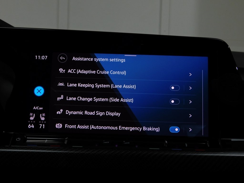 Volkswagen Golf R  2024