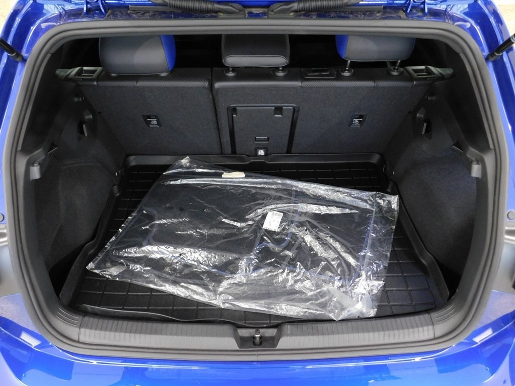 Volkswagen Golf R  2024