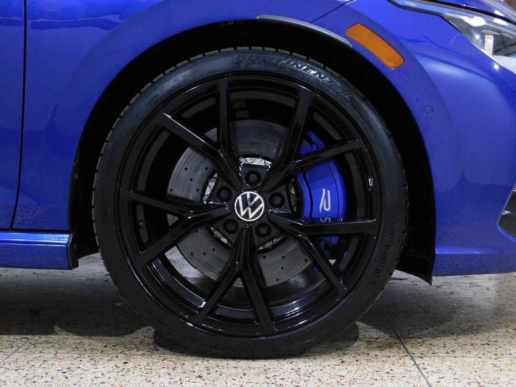 Volkswagen Golf R  2024