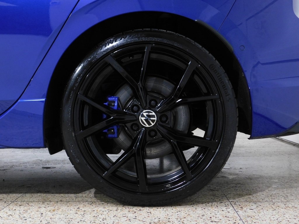 Volkswagen Golf R  2024