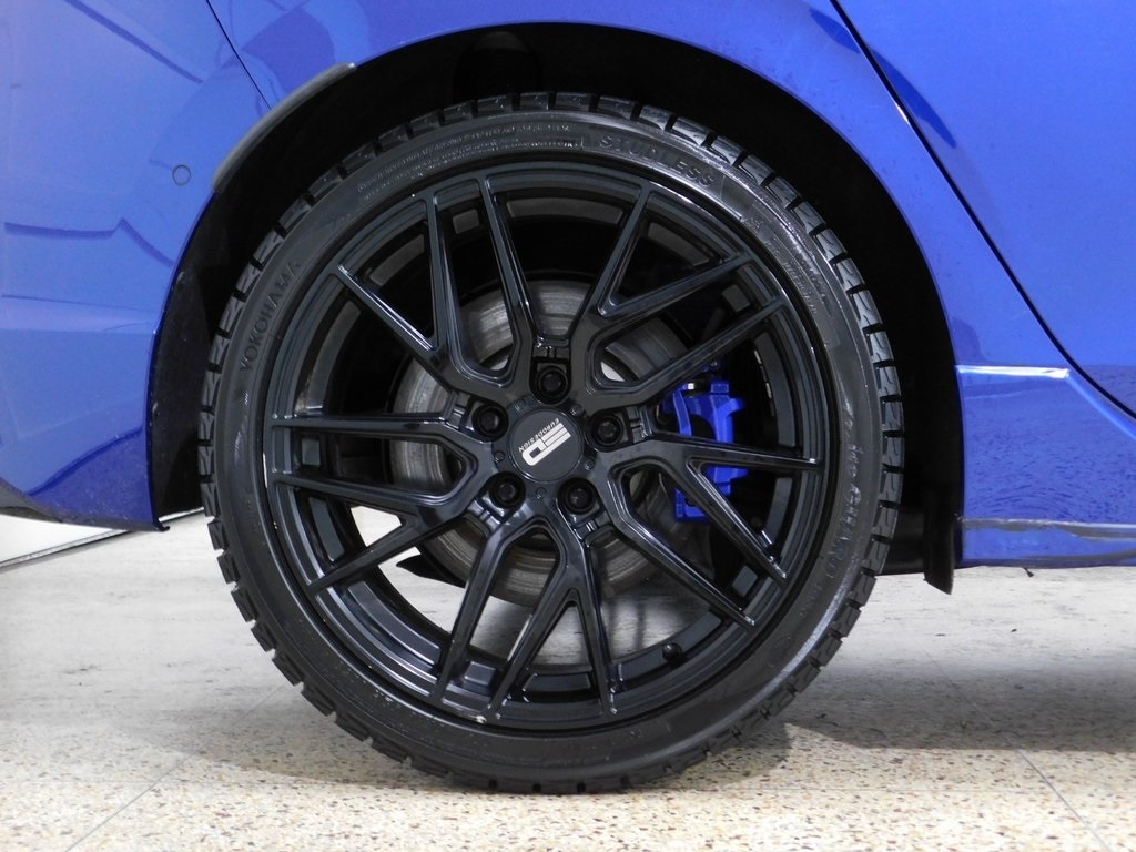 Volkswagen Golf R  2024