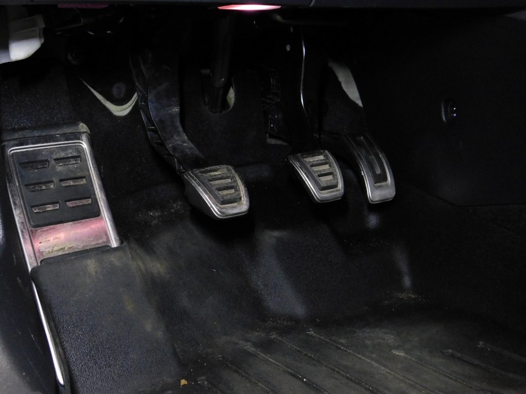 Volkswagen Golf R  2024