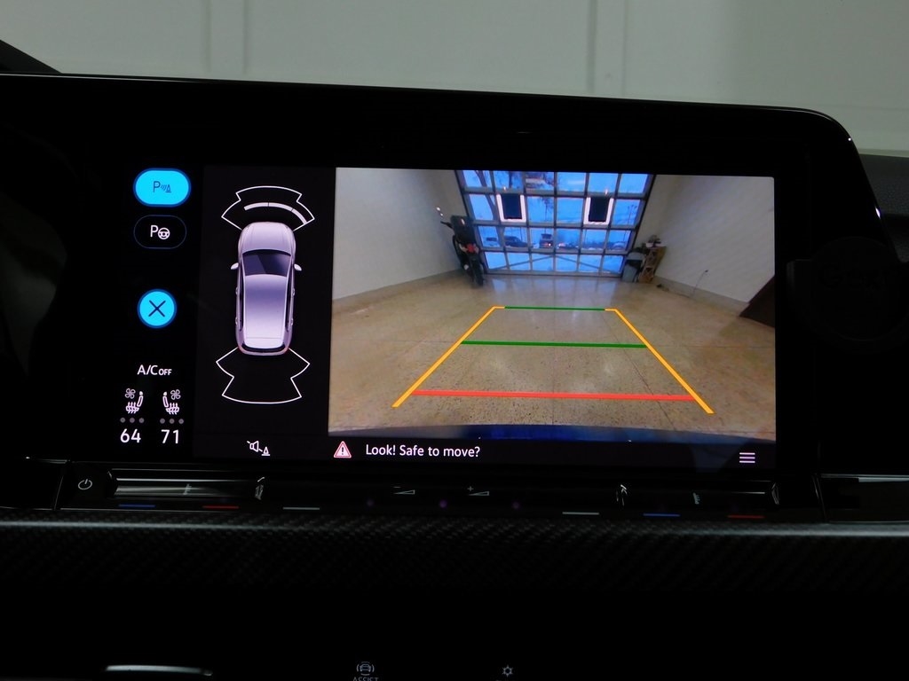 Volkswagen Golf R  2024