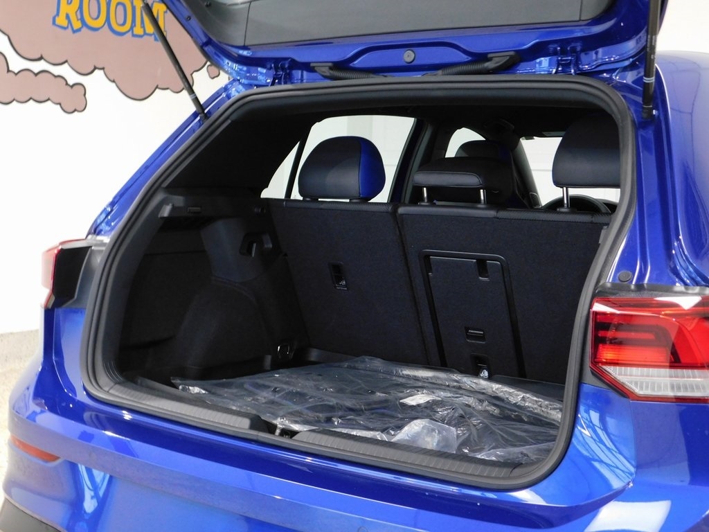 Volkswagen Golf R  2024