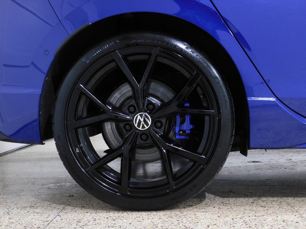 Volkswagen Golf R  2024