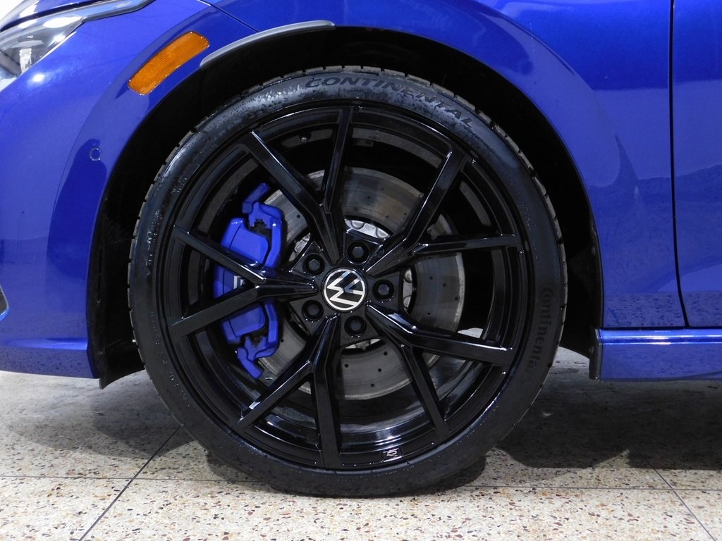 Volkswagen Golf R  2024