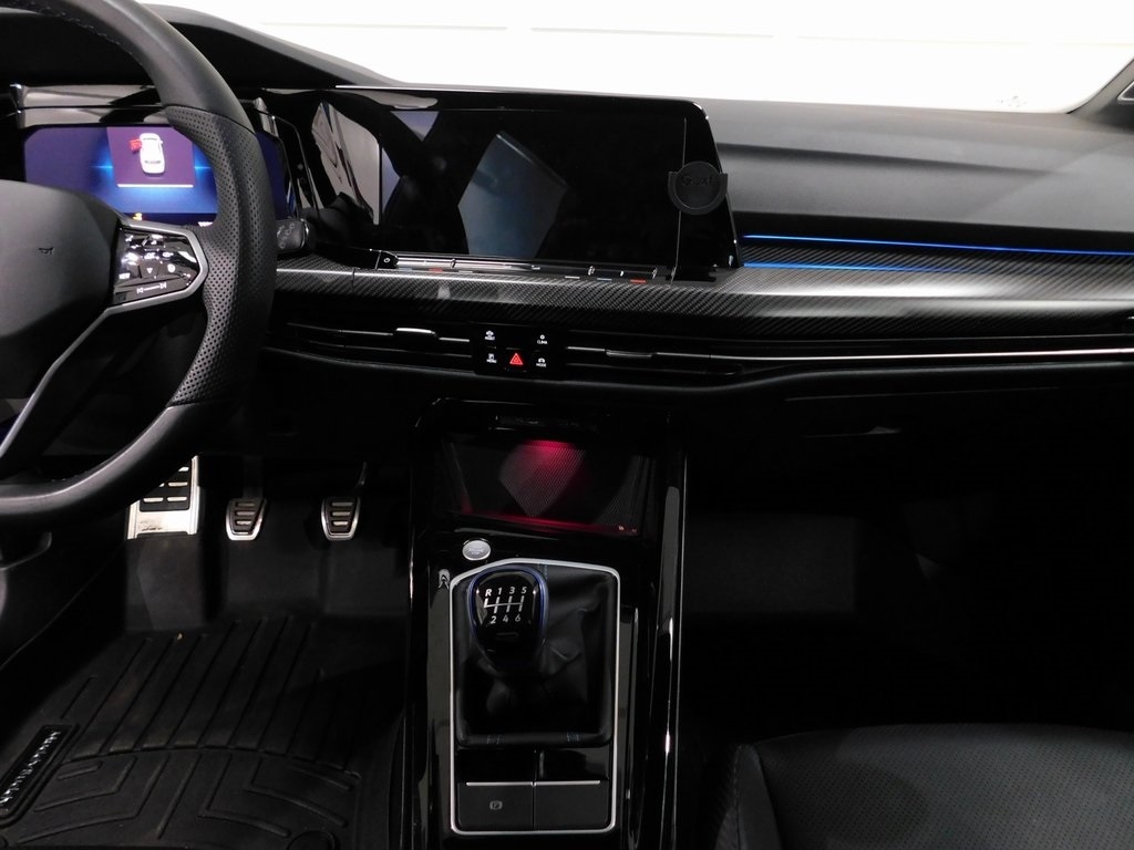 Volkswagen Golf R  2024