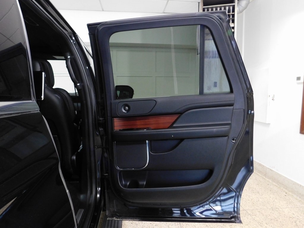 Lincoln Navigator L  2021