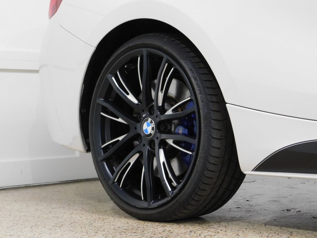 BMW 2-Series M235i xDrive Convertible 2016