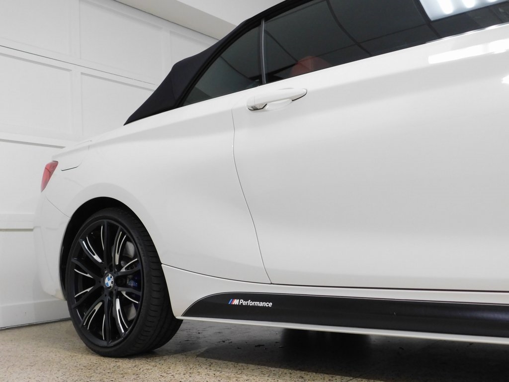 BMW 2-Series M235i xDrive Convertible 2016