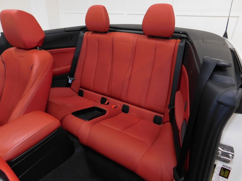 BMW 2-Series M235i xDrive Convertible 2016