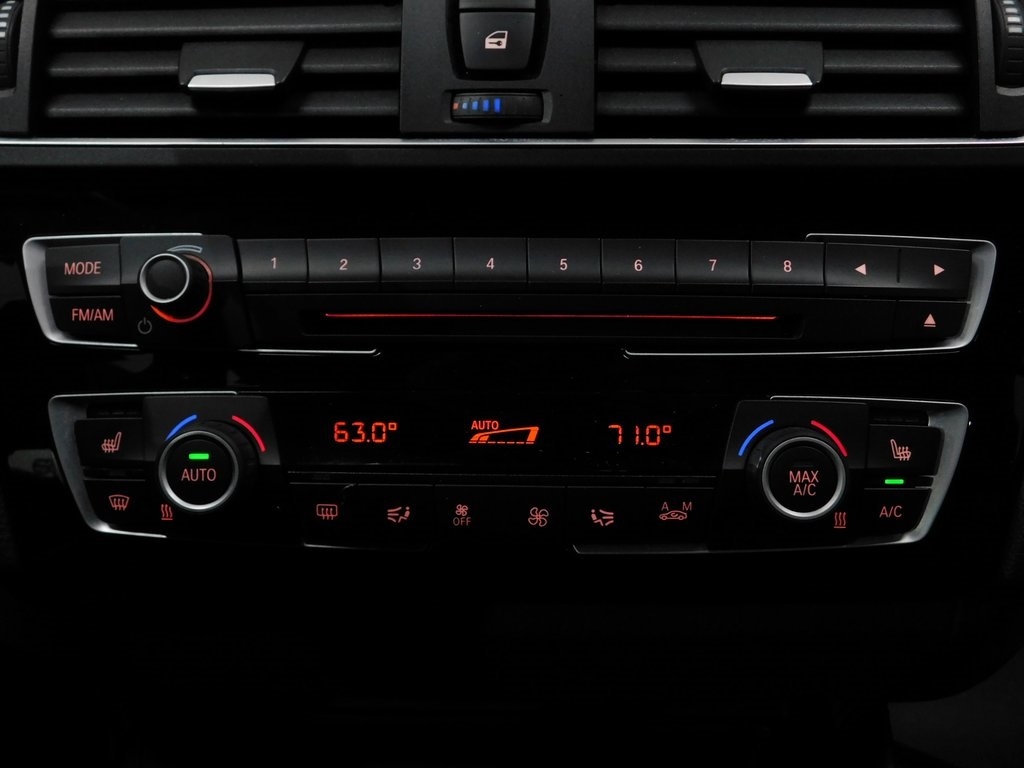 BMW 2-Series M235i xDrive Convertible 2016