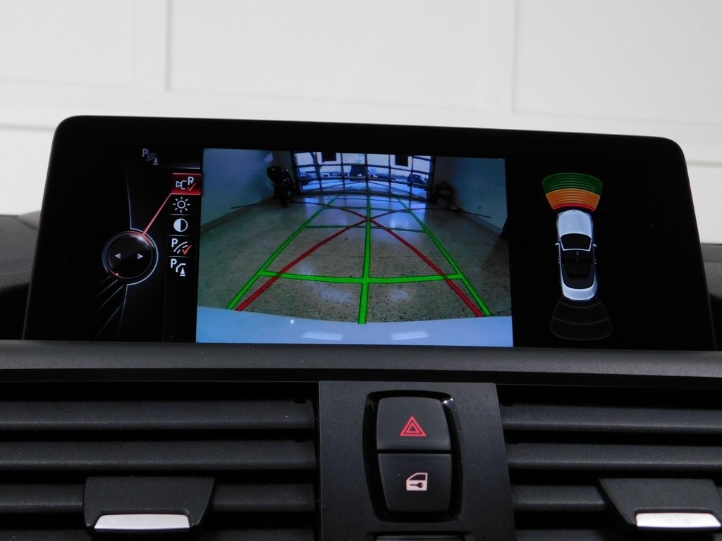 BMW 2-Series M235i xDrive Convertible 2016