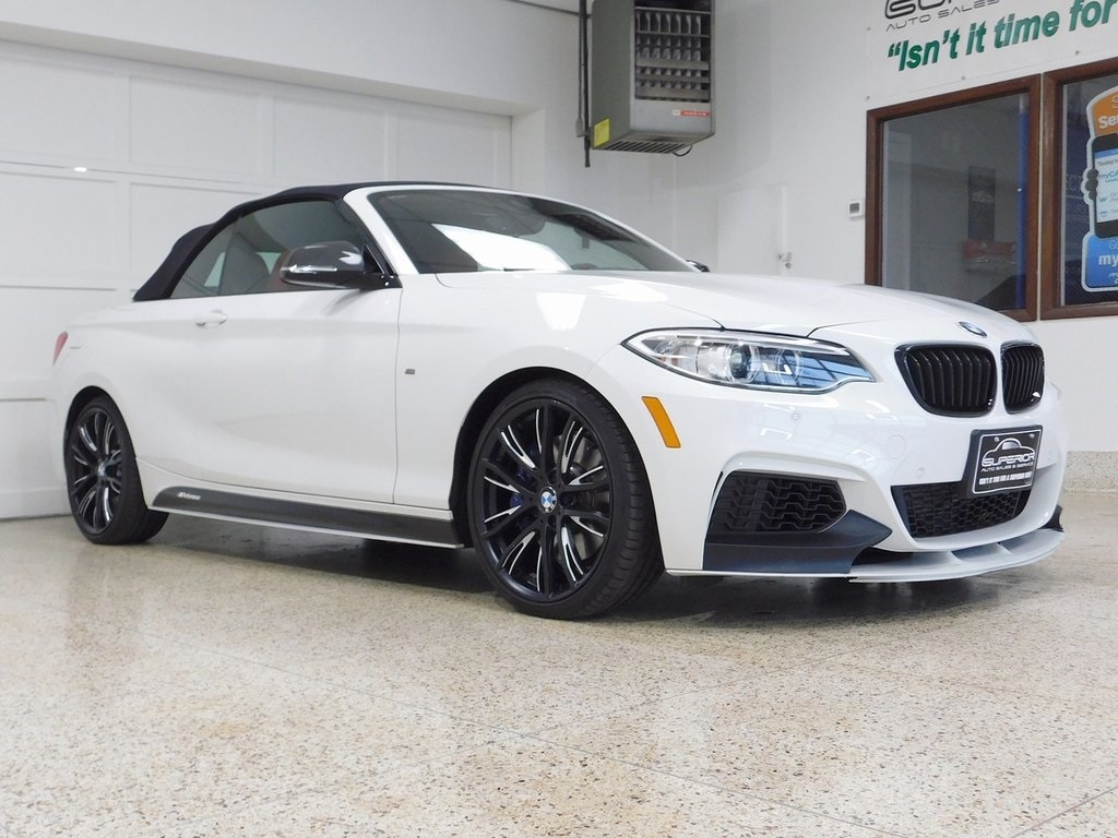 BMW 2-Series M235i xDrive Convertible 2016