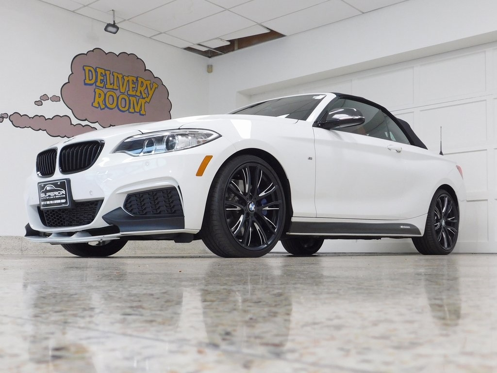 BMW 2-Series M235i xDrive Convertible 2016