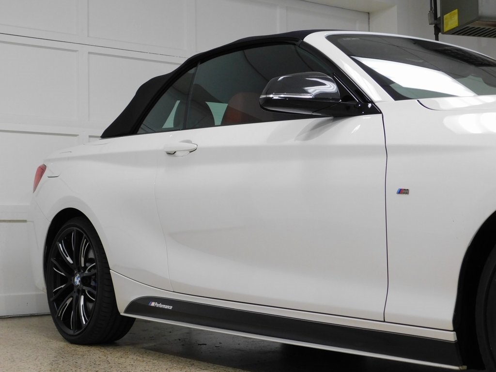 BMW 2-Series M235i xDrive Convertible 2016