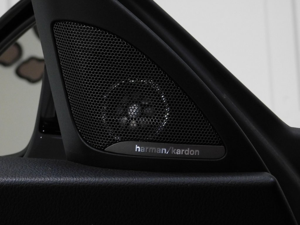 BMW 2-Series M235i xDrive Convertible 2016