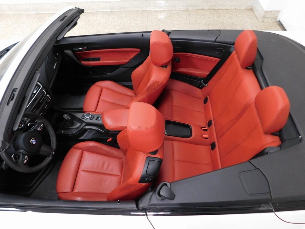 BMW 2-Series M235i xDrive Convertible 2016