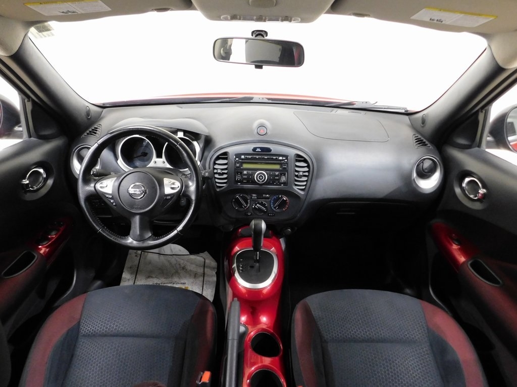 Nissan Juke S FWD 2013