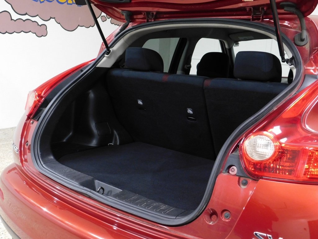 Nissan Juke S FWD 2013