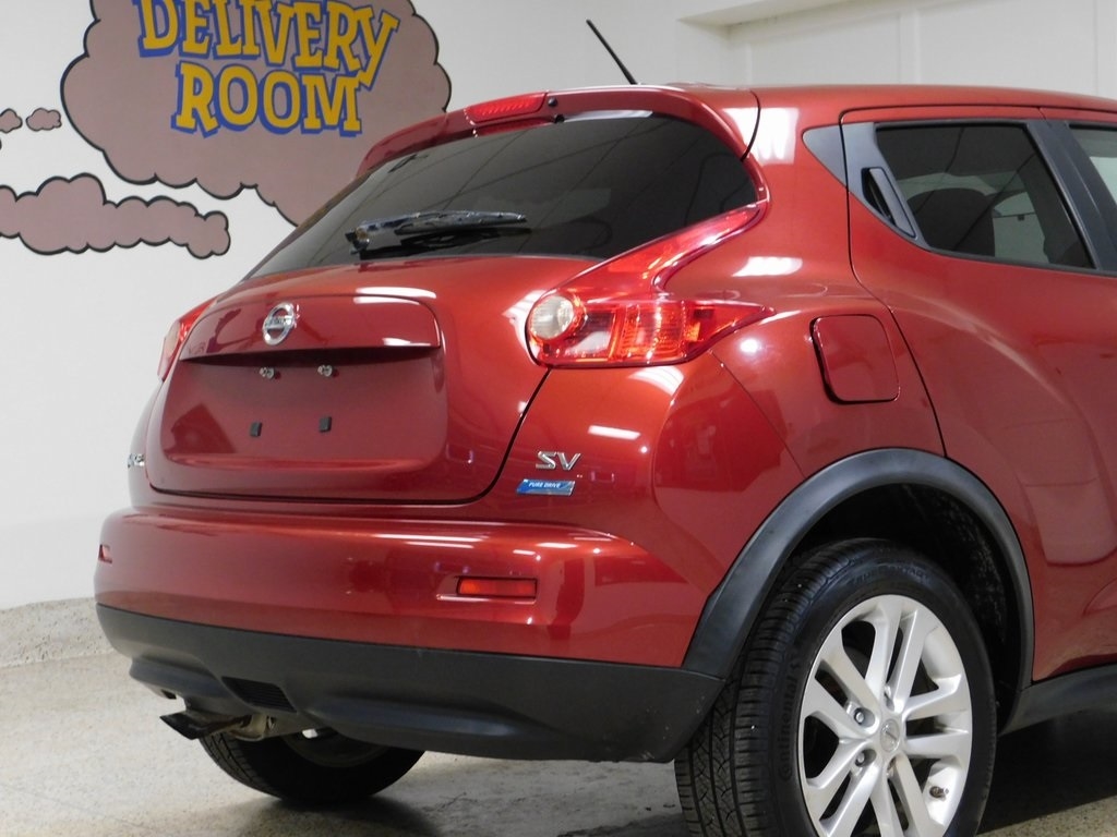 Nissan Juke S FWD 2013