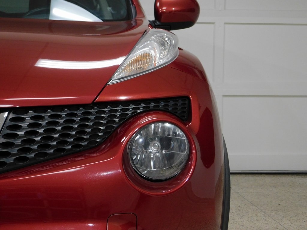 Nissan Juke S FWD 2013