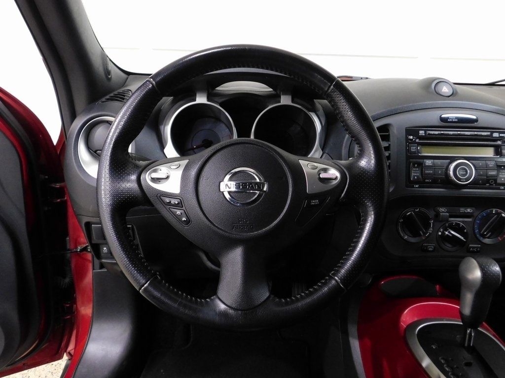 Nissan Juke S FWD 2013