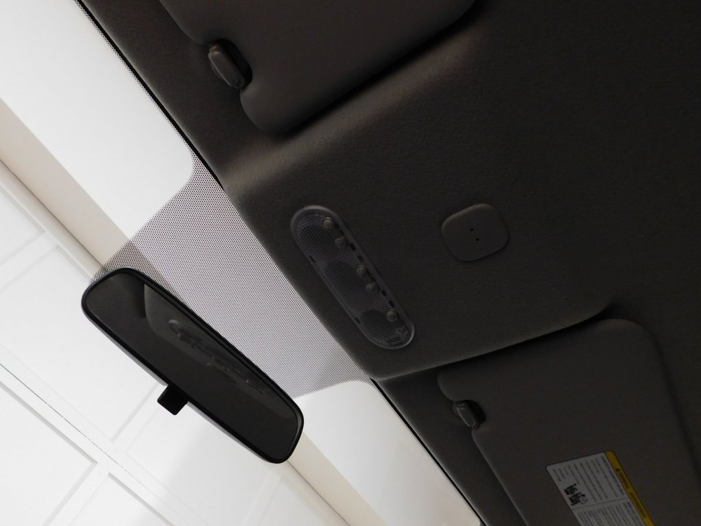 Nissan Juke S FWD 2013