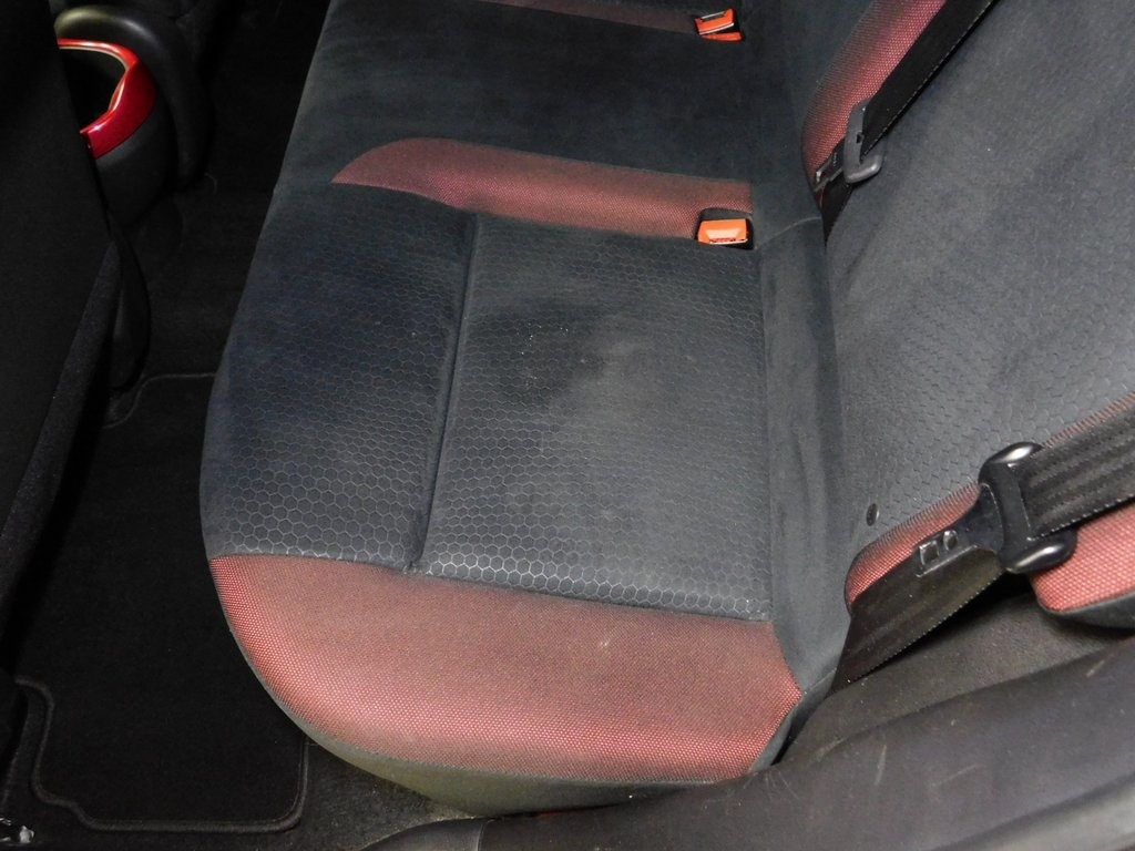 Nissan Juke S FWD 2013