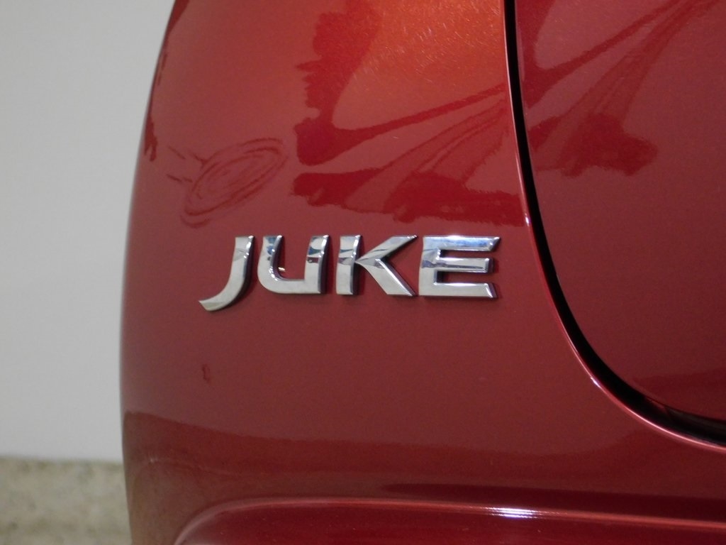 Nissan Juke S FWD 2013