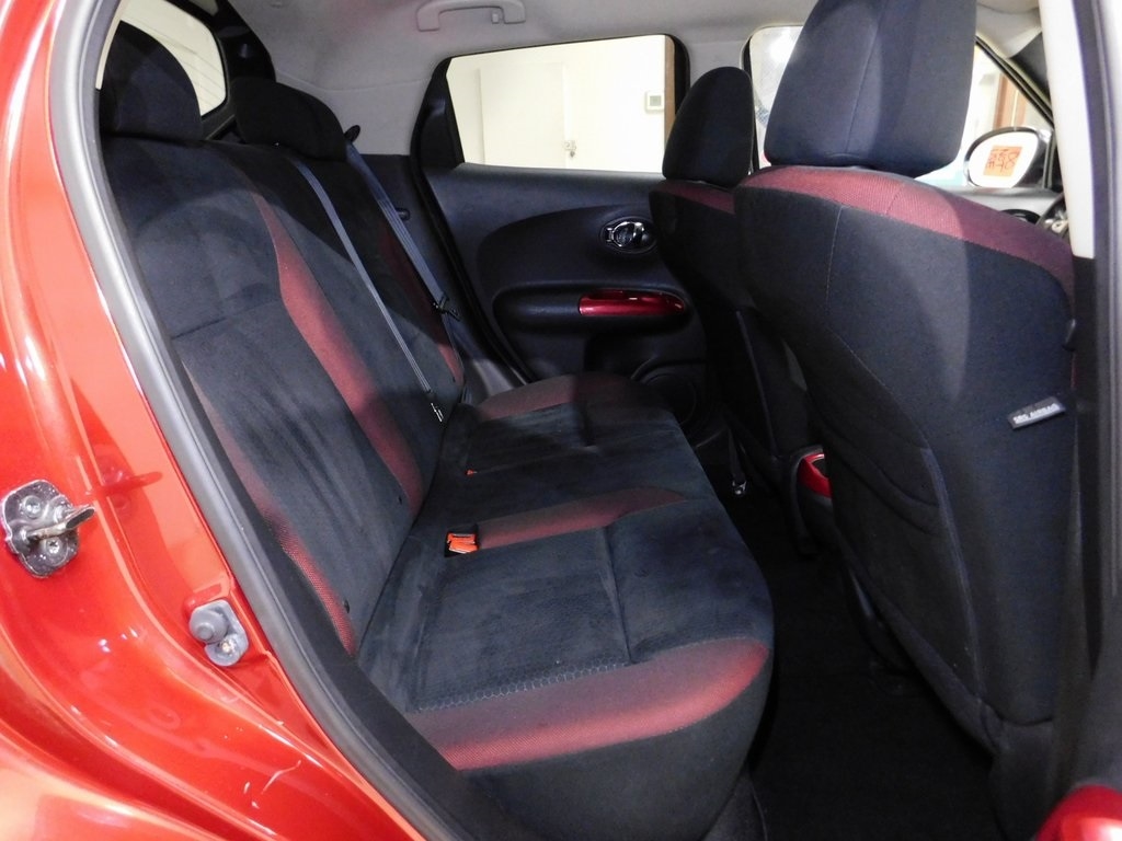 Nissan Juke S FWD 2013