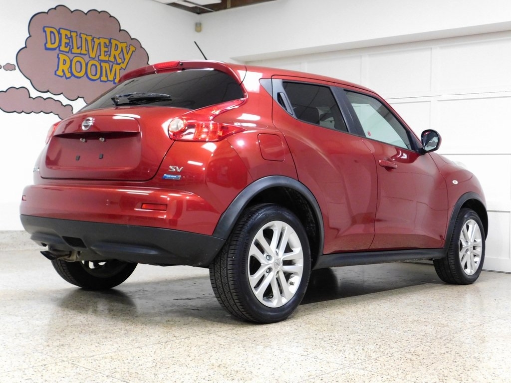 Nissan Juke S FWD 2013