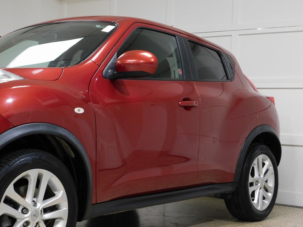 Nissan Juke S FWD 2013