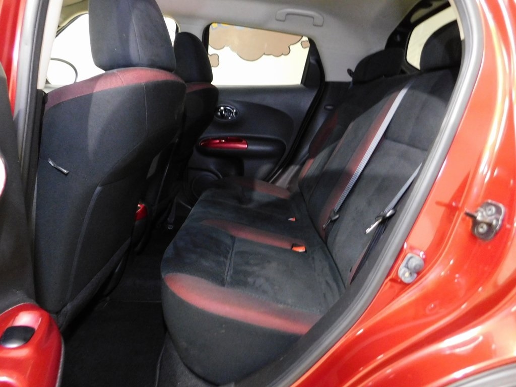 Nissan Juke S FWD 2013