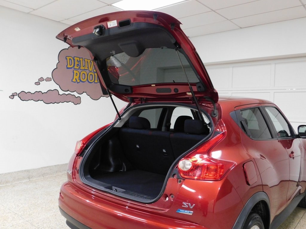 Nissan Juke S FWD 2013