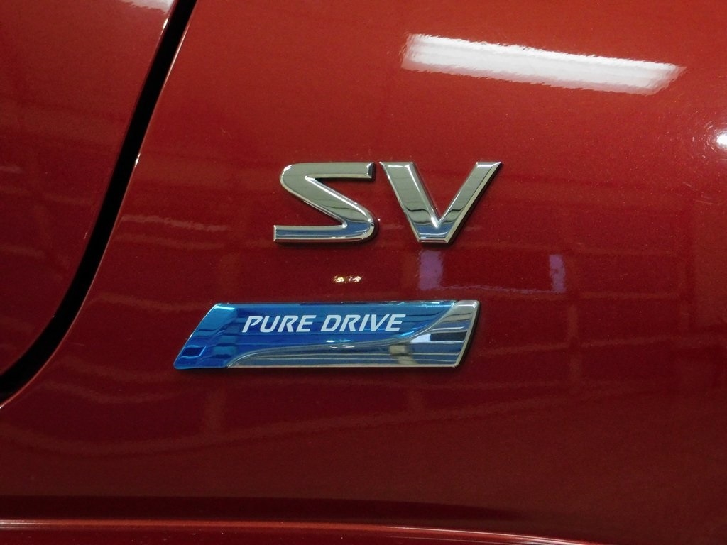 Nissan Juke S FWD 2013