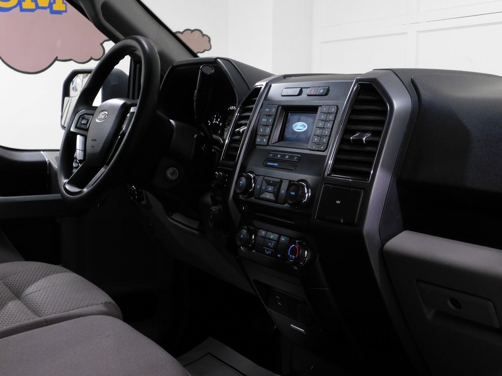 Ford F-150 XLT SuperCab 8-ft. Bed 4WD 2018