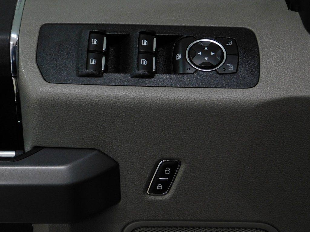 Ford F-150 XLT SuperCab 8-ft. Bed 4WD 2018