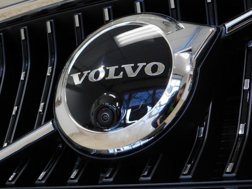 Volvo V90 Cross Country B6 Ultra 2026