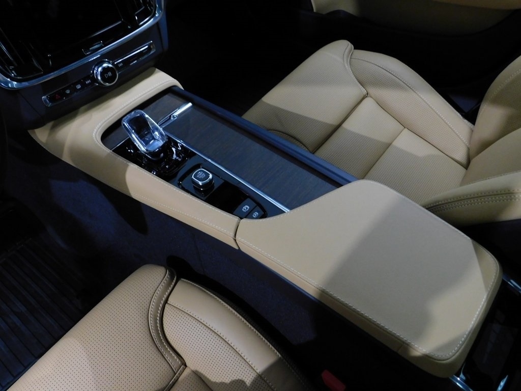 Volvo V90 Cross Country B6 Ultra 2026