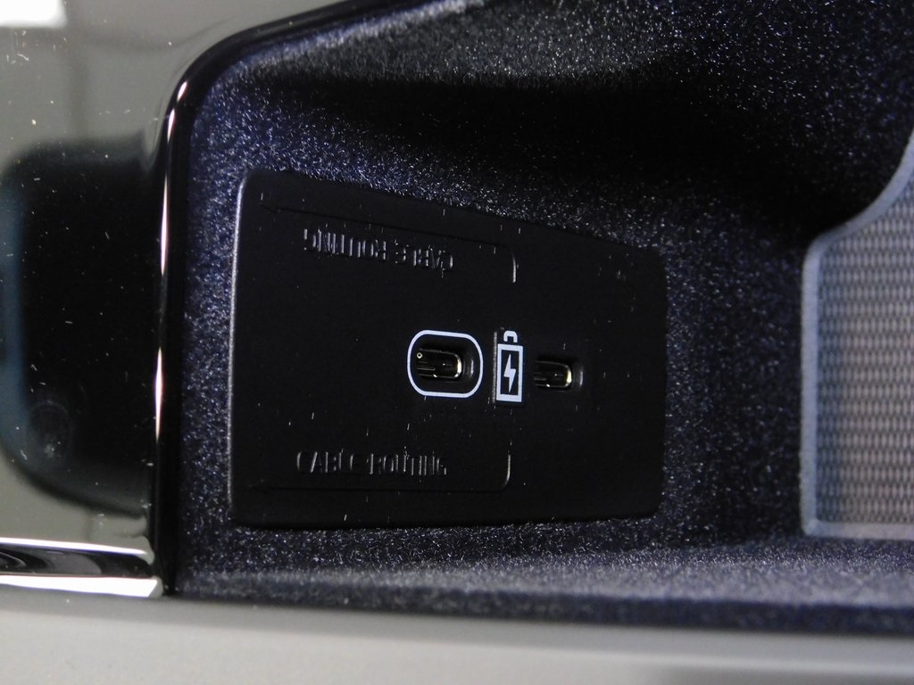 Volvo V90 Cross Country B6 Ultra 2026