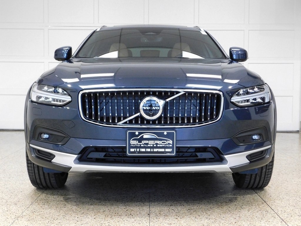 Volvo V90 Cross Country B6 Ultra 2026