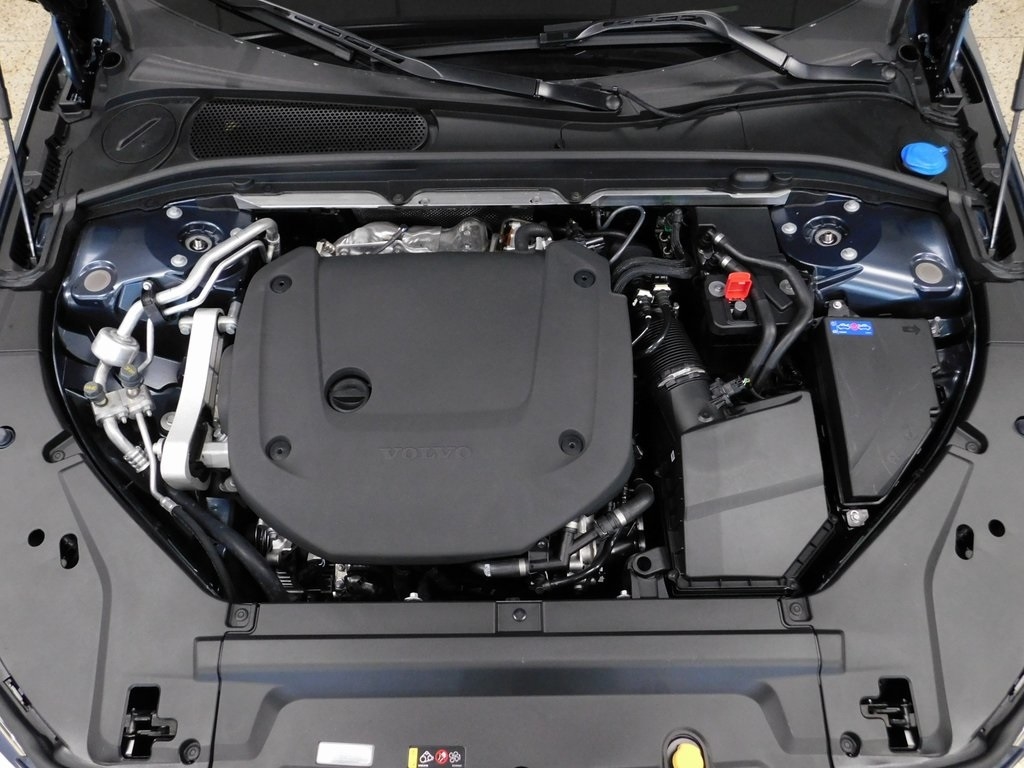 Volvo V90 Cross Country B6 Ultra 2026