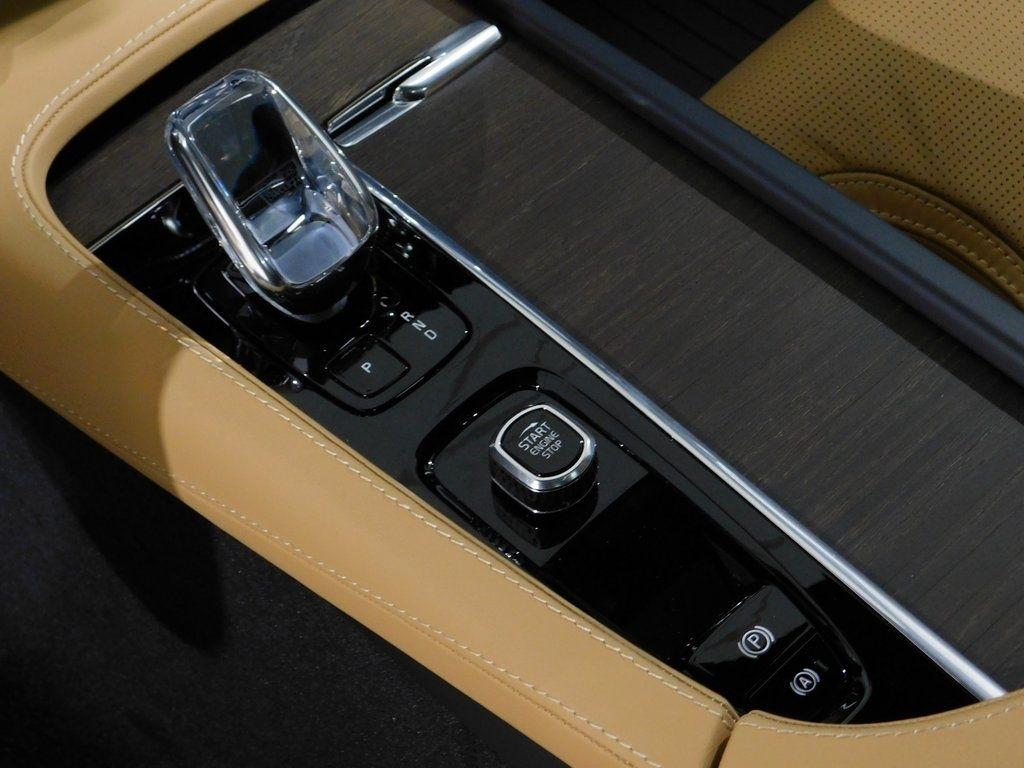 Volvo V90 Cross Country B6 Ultra 2026