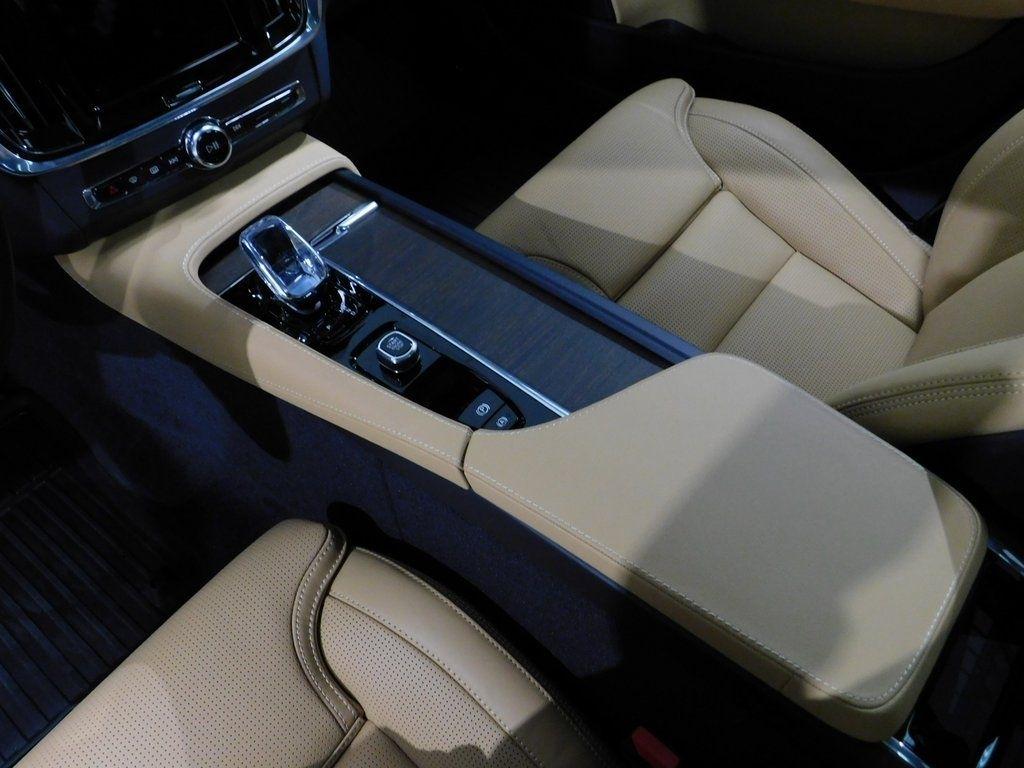 Volvo V90 Cross Country B6 Ultra 2026